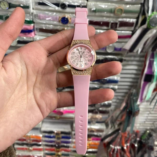 Ladies Stylish Watch – Elegant Fashion Wrist Watch for Women (Random Color)